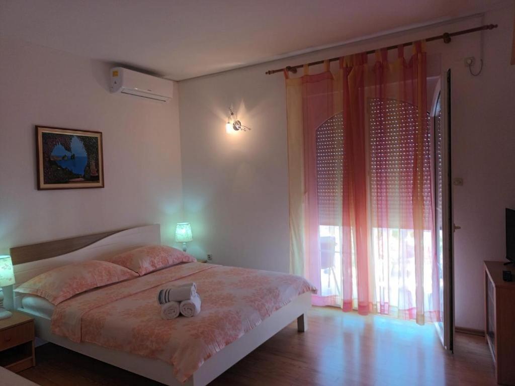Studio Apartments Marica Brodarica  Buitenkant foto