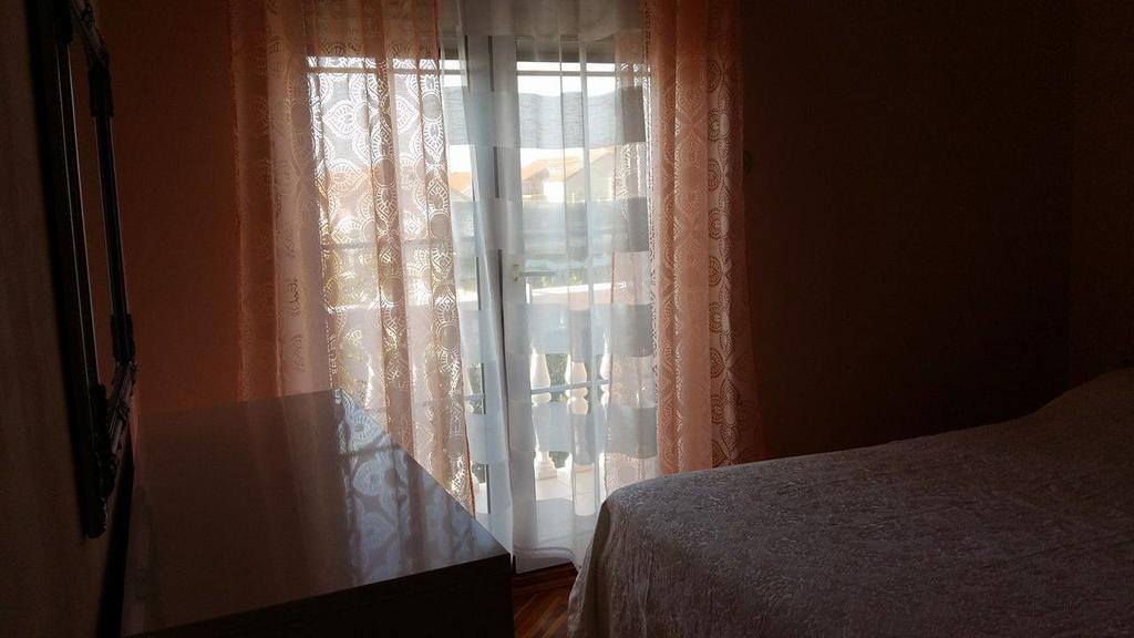 Studio Apartments Marica Brodarica  Buitenkant foto